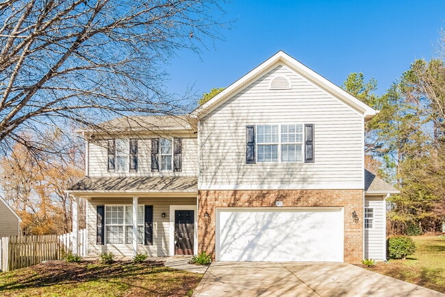 Building Photo - 6812 Blake Brook Dr