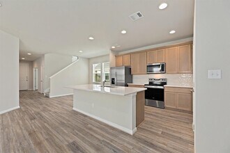Building Photo - 207 Cherry Blossom Ln