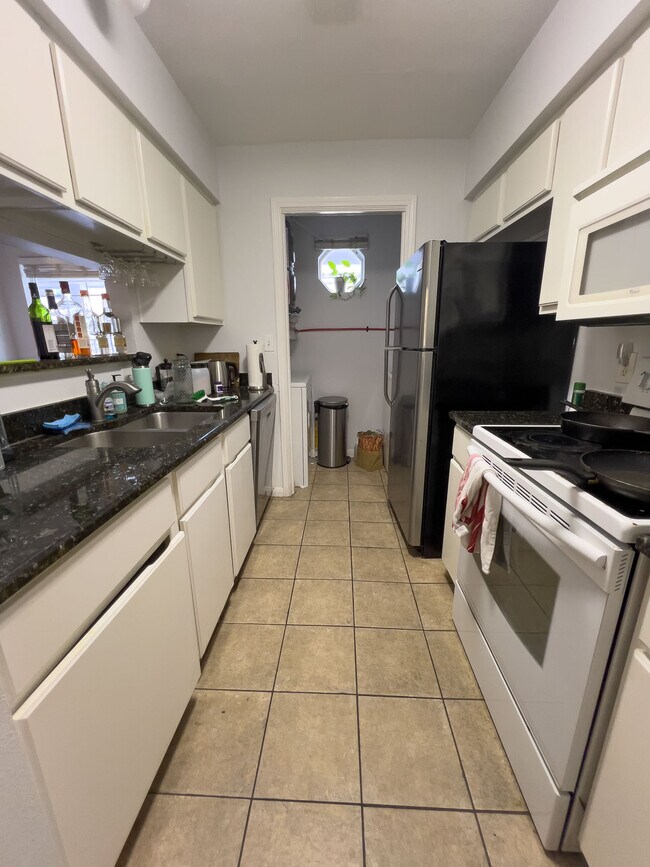 Foto del edificio - 501 W 26th St