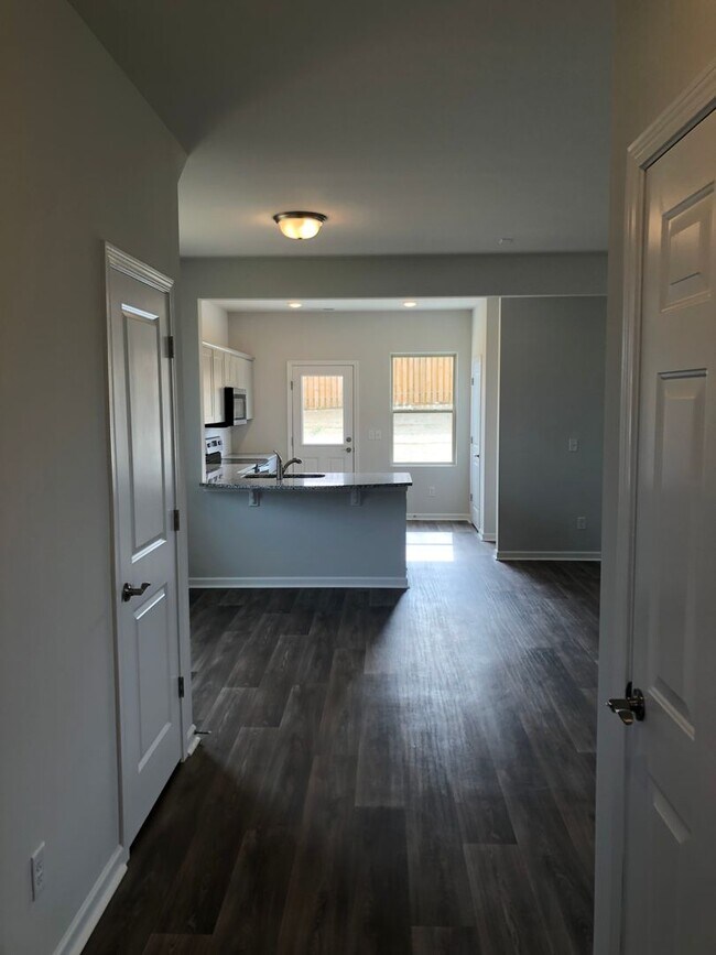 Foto del edificio - Lovely 3 bedroom 2.5 Bath in Williamson Co...