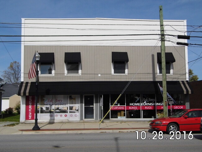 Building Photo - 212 W State St