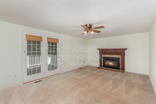 Photo - 7690 Middle Valley Dr House