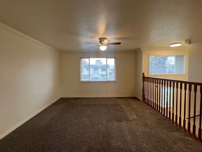 Building Photo - Great Neighborhood and Clean Four Bedroom ...