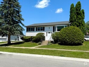 Building Photo - 6620 163rd Pl