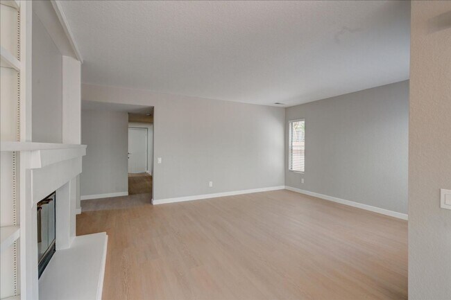 Foto del edificio - 13208 Benchley Rd