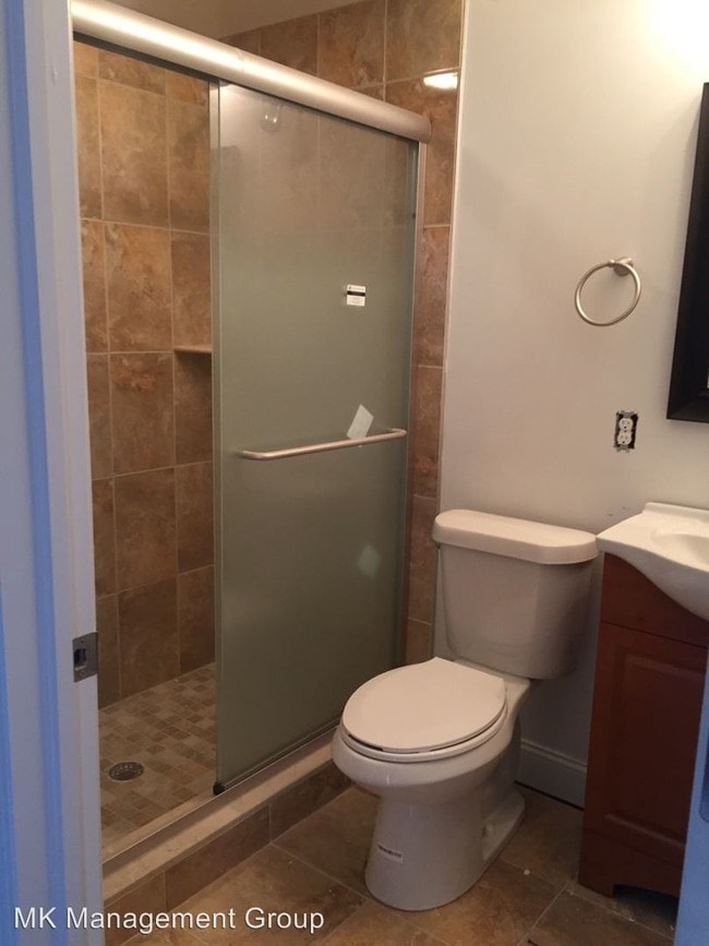 Building Photo - 1419 N 17th St