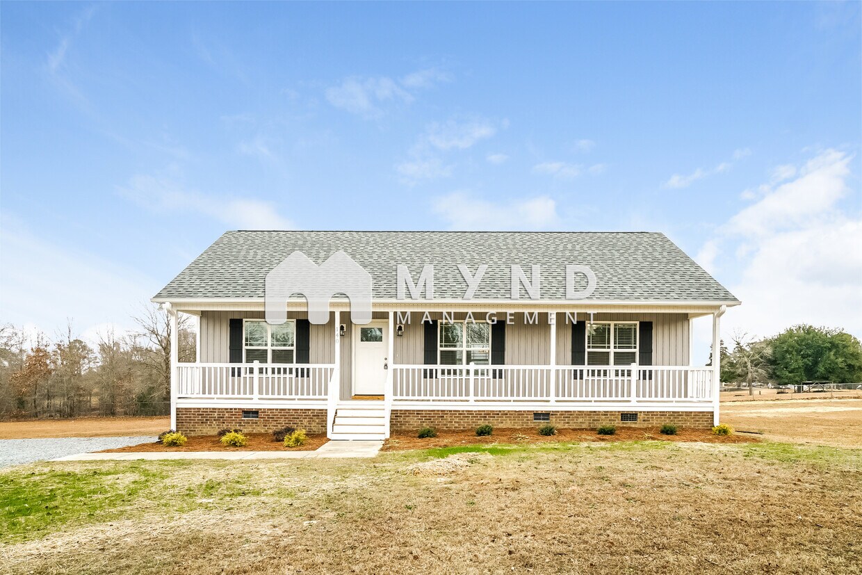 140 Trail Ridge Dr House Rental in Benson, NC