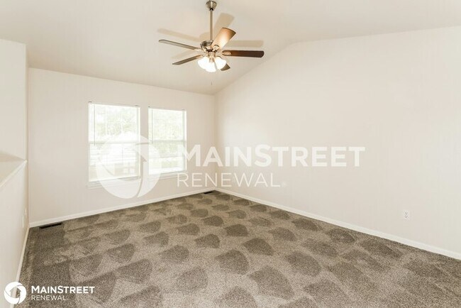 Foto del edificio - 11104 N CENTRAL ST, KANSAS CITY, MO 64155