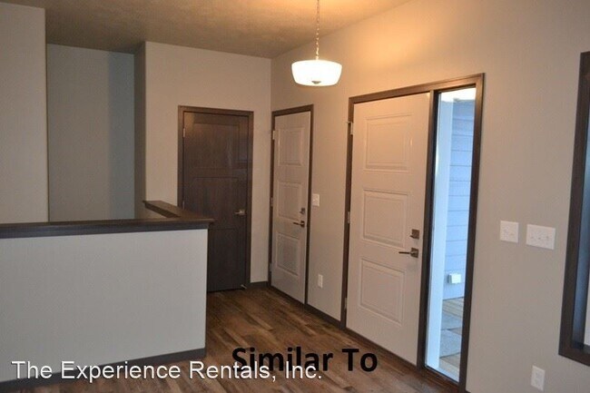 Foto del edificio - 5 br, 3 bath House - 1200 N. Mossy Oak Avenue