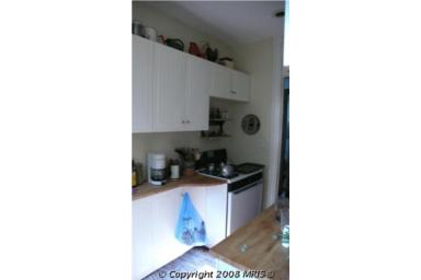 Building Photo - 714 Wyndhurst Ave