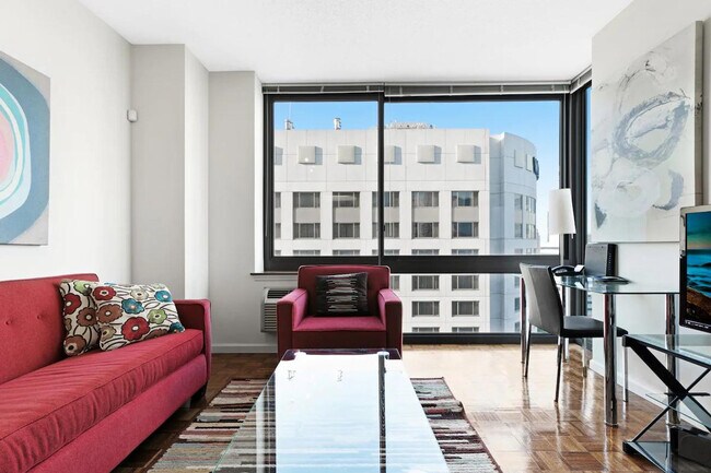 Foto del edificio - 465 Washington Blvd