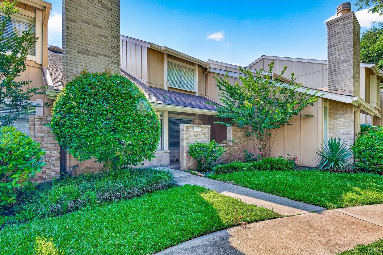 Foto del edificio - 11677 Village Pl Dr