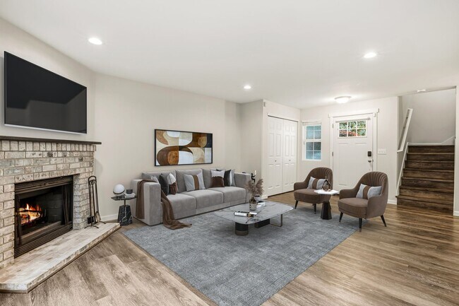 Foto del edificio - For Lease $2950/Month: Beautifully updated 2/Bdrm Townhome with large Bonus Room