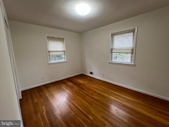 Foto del edificio - 1716 Macon St