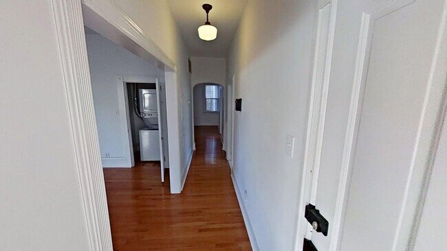 Foto del edificio - 41 Taylor Ave