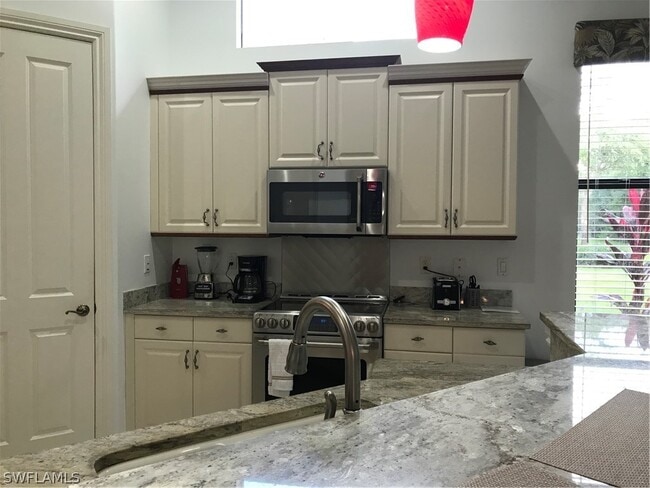 Building Photo - 8231 Provencia Ct