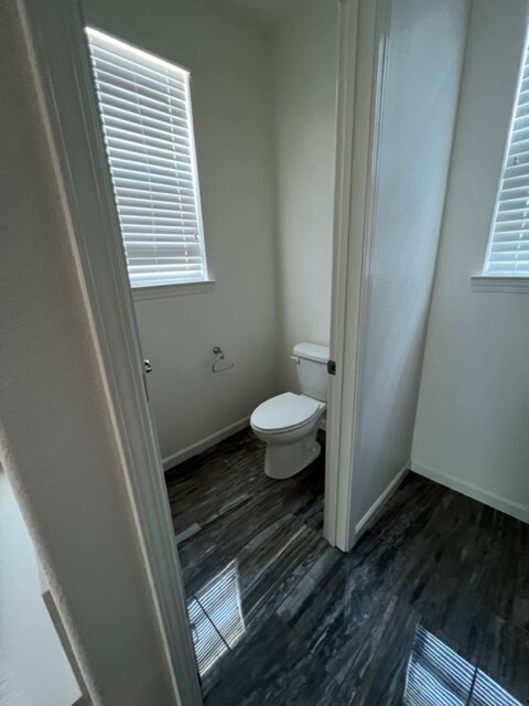 Foto del edificio - 3104 Verwood Pl