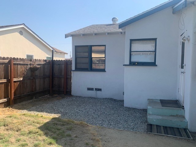 Foto del edificio - 915 W Olive Ave