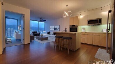 Building Photo - 888 Kapiolani Blvd