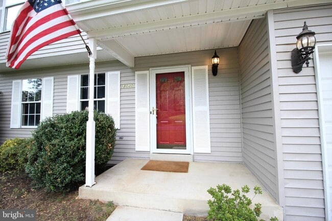 Building Photo - 18040 Tebbs Ln