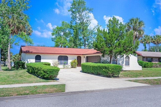 Building Photo - Spacious 2 Bedroom 2 Bath Home in Georgetowne