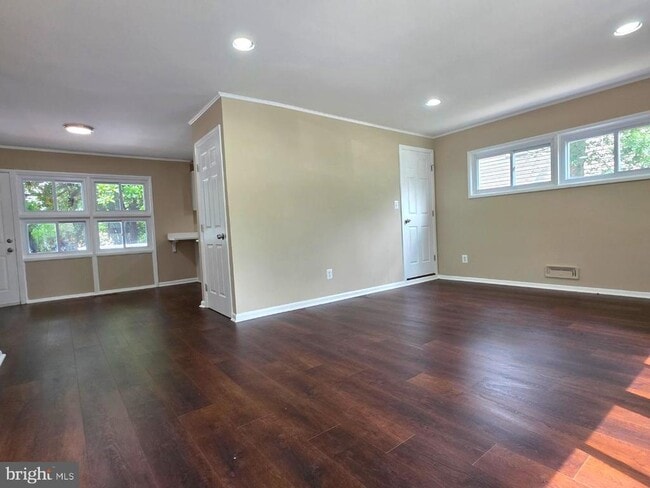 Foto del edificio - 1030 Collwood Rd