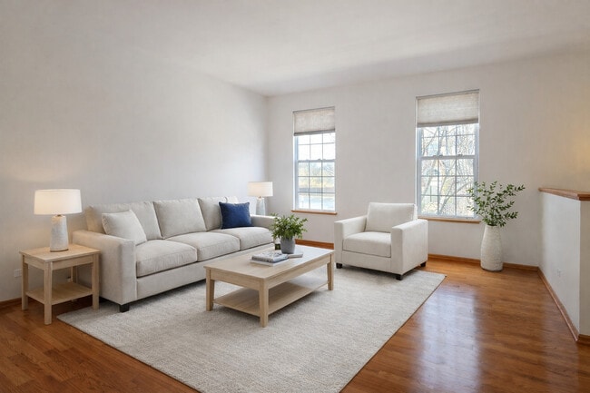 Building Photo - 212 Willow Blvd