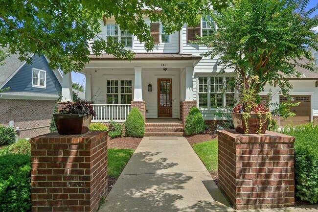 Building Photo - 444 Wild Elm St
