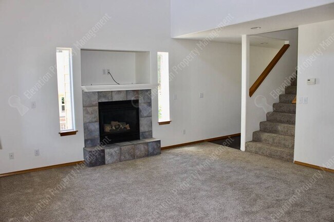Foto del edificio - 3182 NW Quiet River Ln