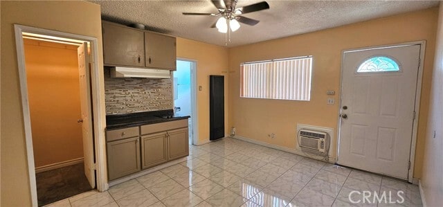 Building Photo - 509 W San Marino Ave