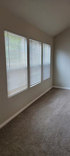 Foto del edificio - 5988 W Prt Ln