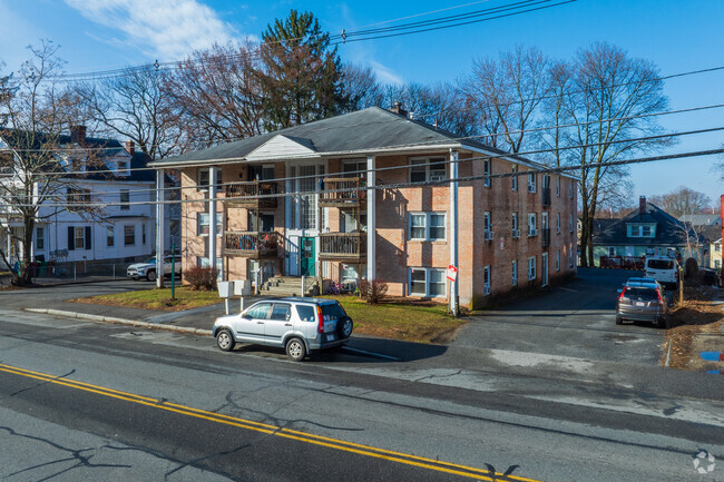 693 Nesmith St - 293 Nesmith St