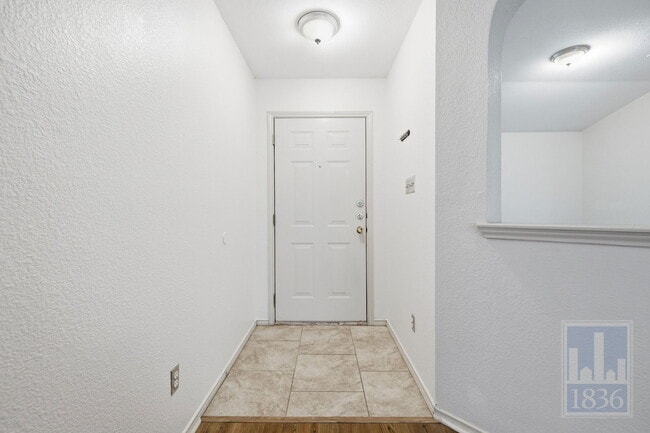 Foto del edificio - 17710 Limpia Creek Dr