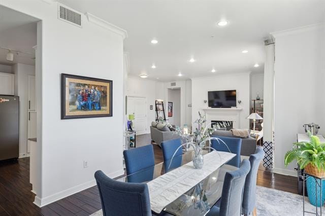 Building Photo - 330 E Las Colinas Blvd