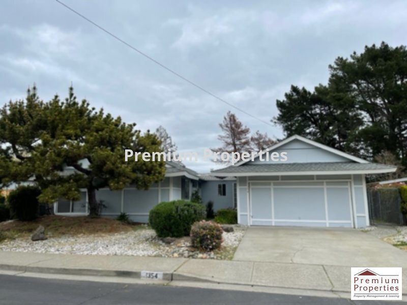 Primary Photo - 1354 Bodega Pl