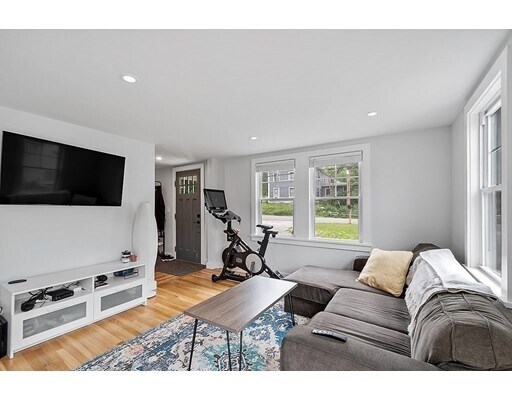 Building Photo - 68 Still River Rd