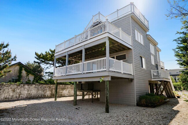 Foto del edificio - 608 S Atlantic Ave