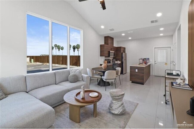 Foto del edificio - 11 Jessica Ln