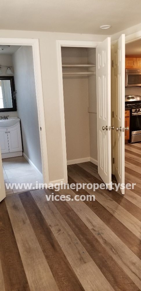 Building Photo - 1bd 1 bath Cottage for Rent Shingle Springs