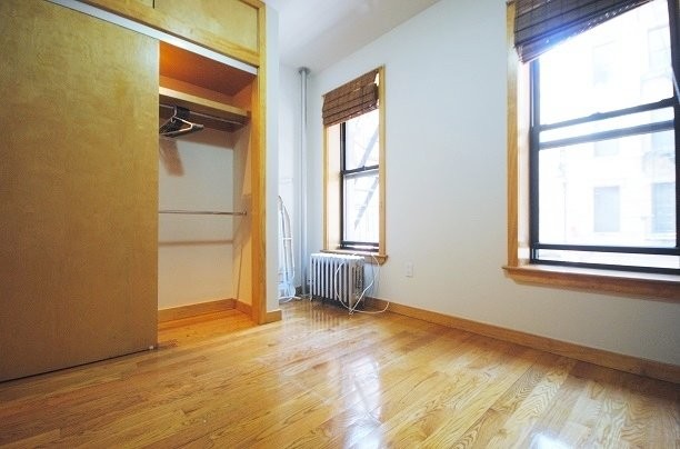 Primary Photo - 108 Bayard St