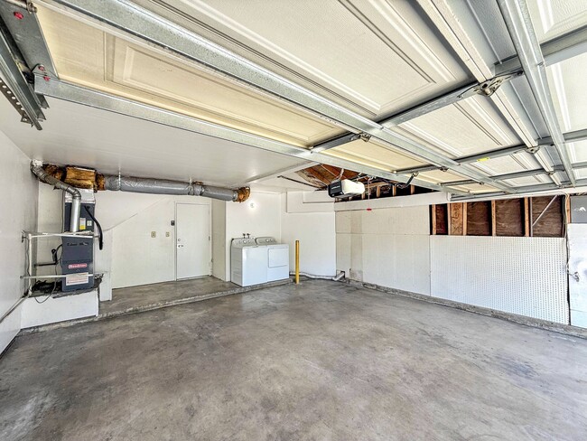 Building Photo - Rancho Vista