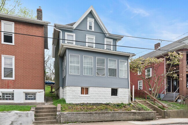 Building Photo - Unbeatable 4 Bedroom home in Greensburg available now!