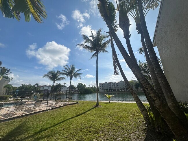 Foto del edificio - 21121 SW 85th Ave