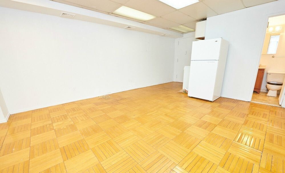 Foto principal - 430 E 12th St