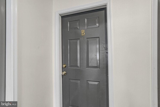 Building Photo - 7501 Calderon Ct