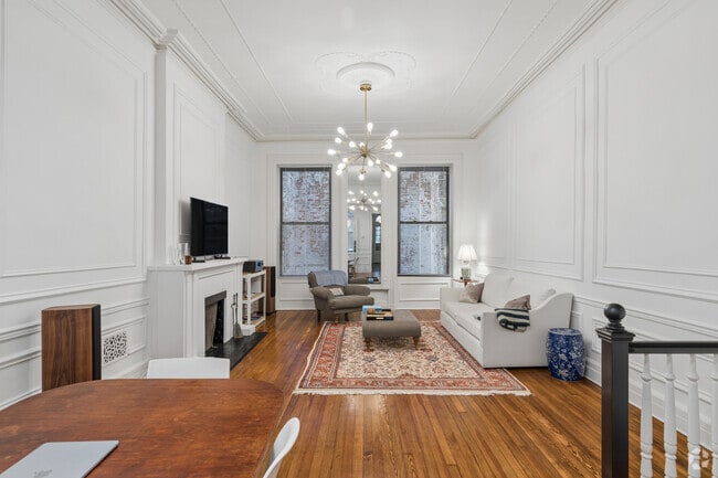 1st Floor - Living Room - 115 E 62nd St