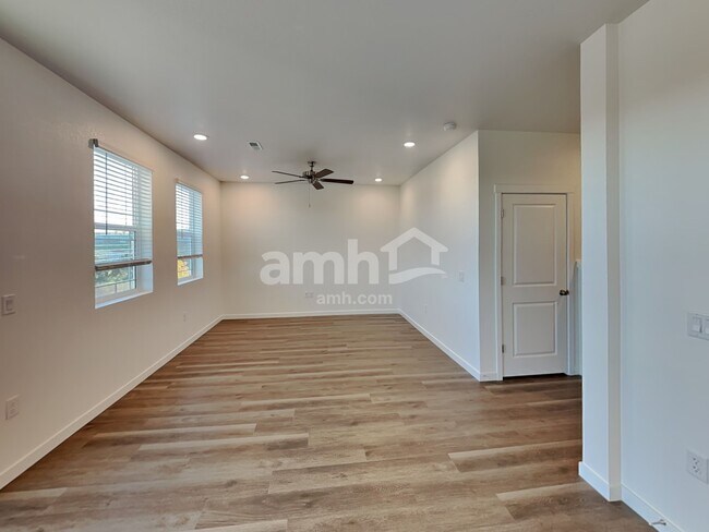 Foto del edificio - 26132 E Calhoun Pl