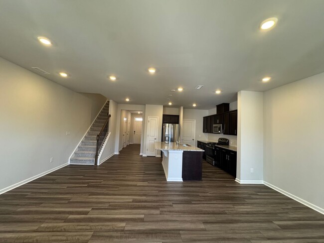 Foto del edificio - New Construction 3 Bed | 2.5 Bath Townhome...