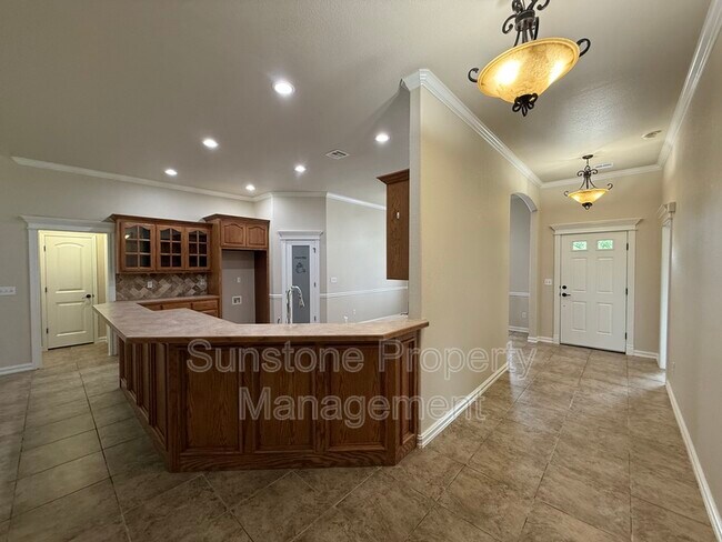 Foto del edificio - 9301 N 93rd E Ave