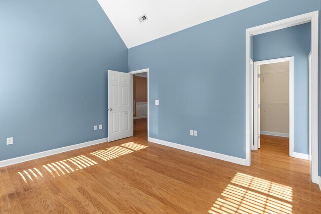 Foto del edificio - 212 Doral Dr